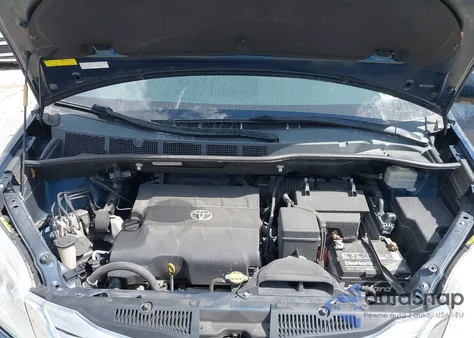 2011 Toyota Sienna Limited из США, поврежденный, VIN 5TDDK3DC8BS022460